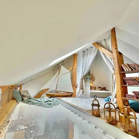 Logement Atypique Proche Lac Апартаменты Oye-et-Pallet