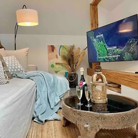 Logement Atypique Proche Lac *